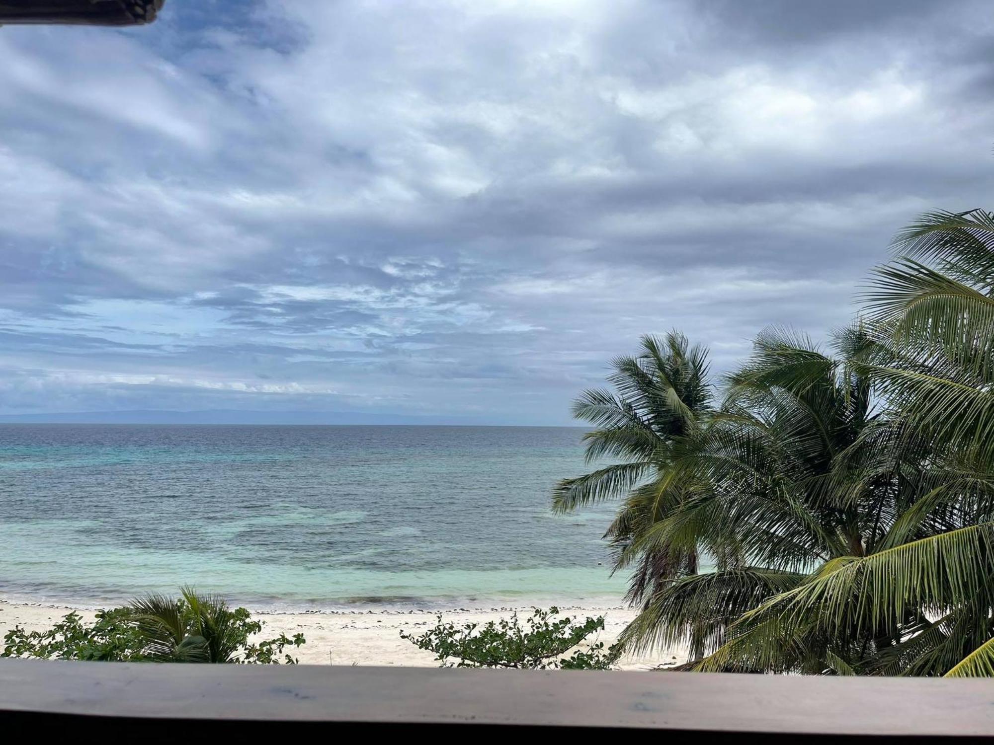 Siquijor Plage Inn Exterior photo